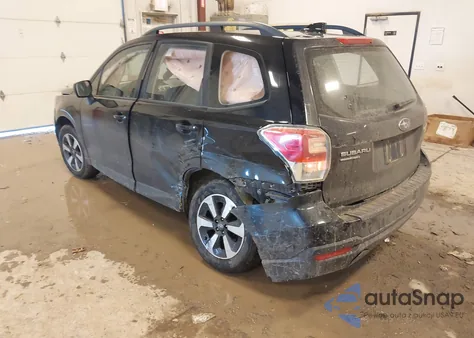2017 Subaru Forester 2.5I from USA, damaged, VIN JF2SJABC7HH529687